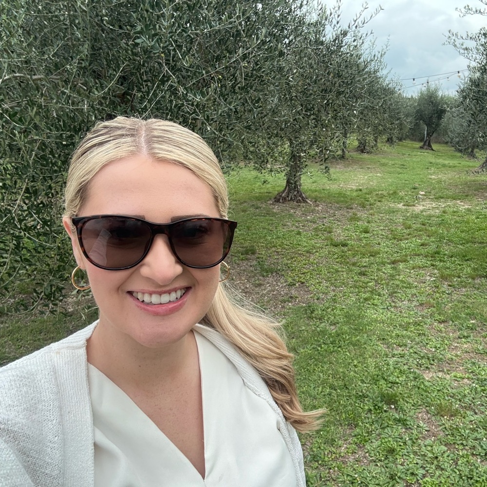 Meet your Posher, Kacie